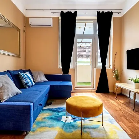 The Birdcage Budapest